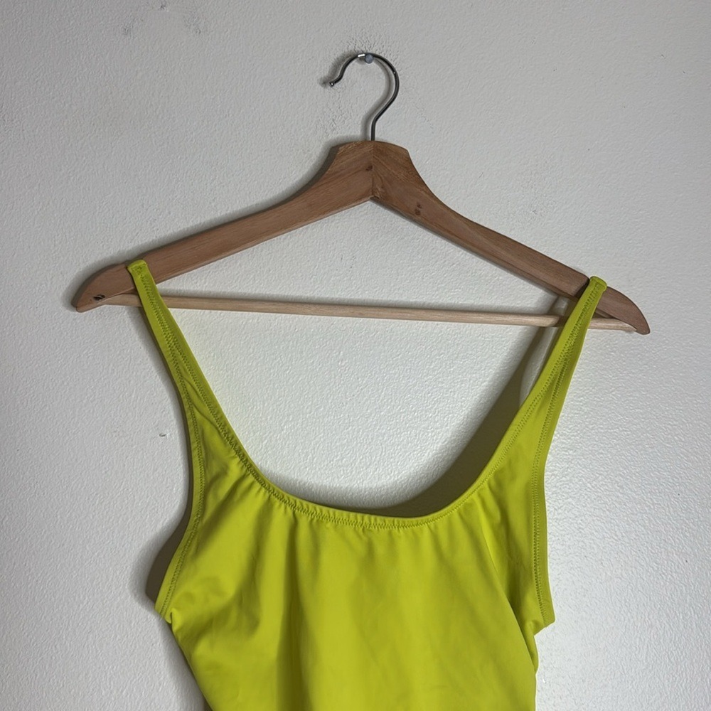 SKIMS SWIM SCOOP NECK ONE PIECE Swimsuit Bathing suit in Citrus size small - Picture 3 of 8